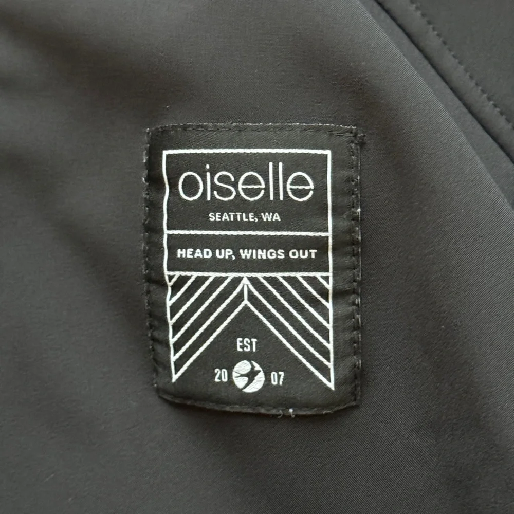 Oiselle Trackside Jacket - Size Medium - Picture 2 of 3